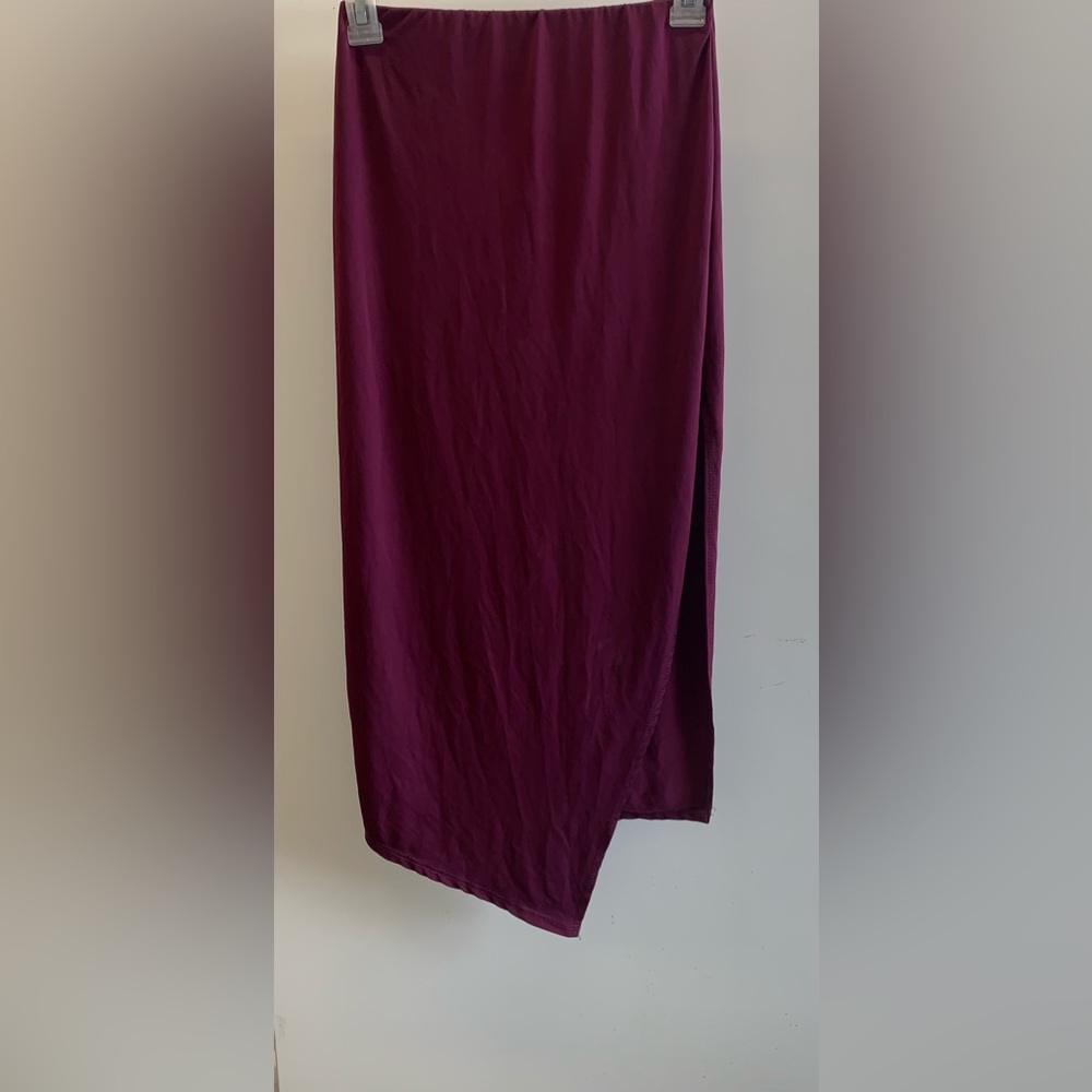 Women’s Purple/ Plum Side Slit Midi Skirt- Medium
